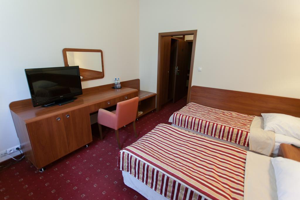 Hotel Twins II Warsaw Phòng bức ảnh