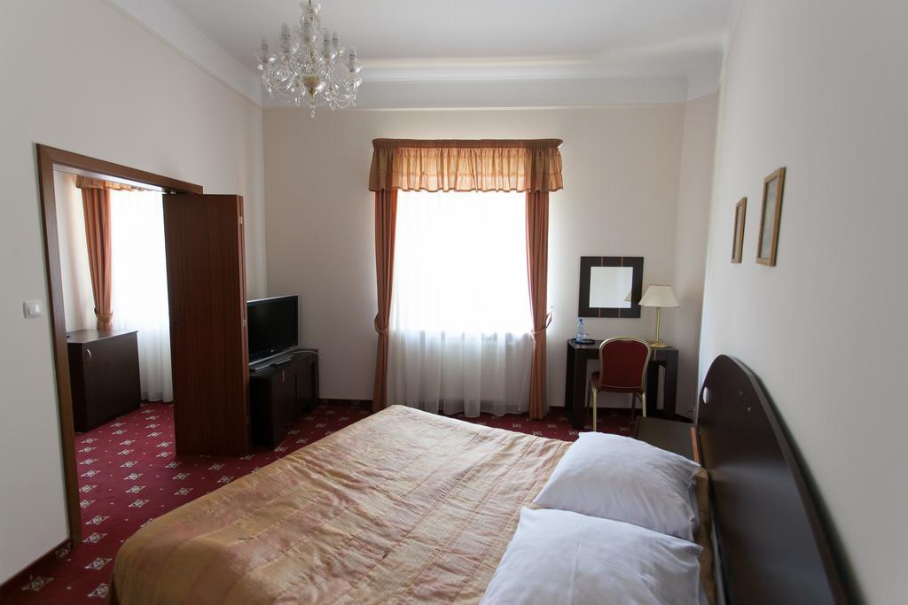 Hotel Twins II Warsaw Ngoại thất bức ảnh
