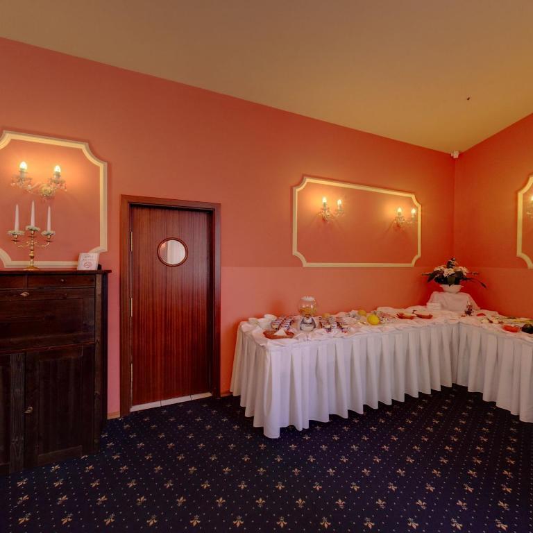 Hotel Twins II Warsaw Ngoại thất bức ảnh